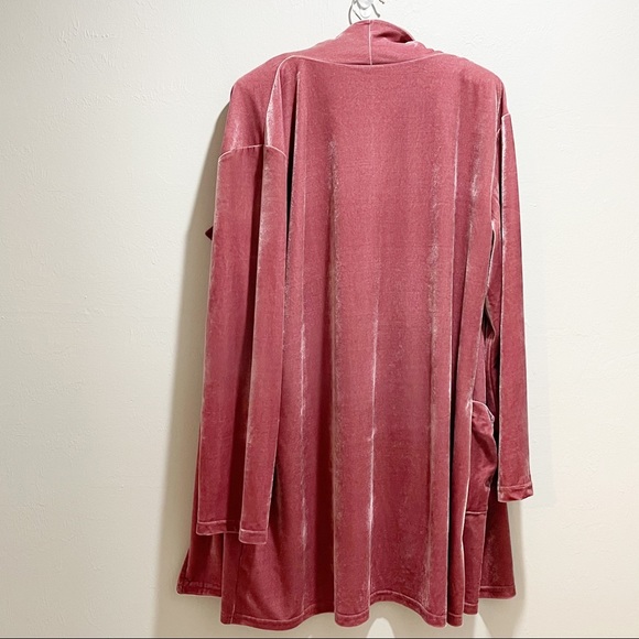 AMARYLLIS Plus Mauve Velvet Draped Duster - Picture 3 of 7